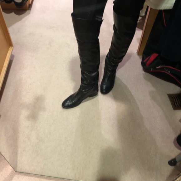 Above the knee black leather boots - Picture 6 of 9